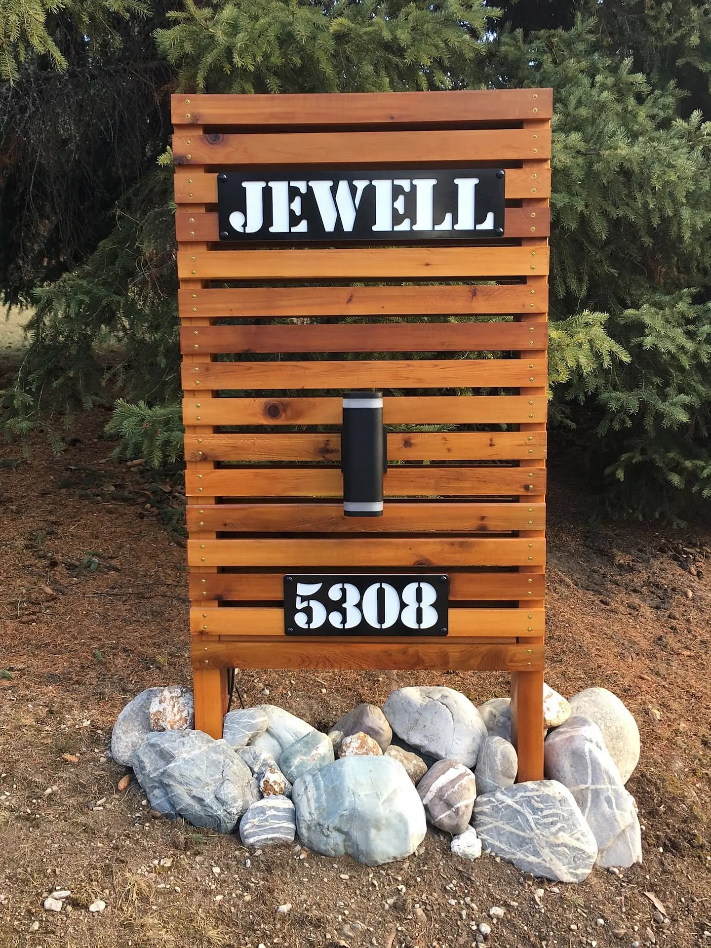 Jewell cabin address sign